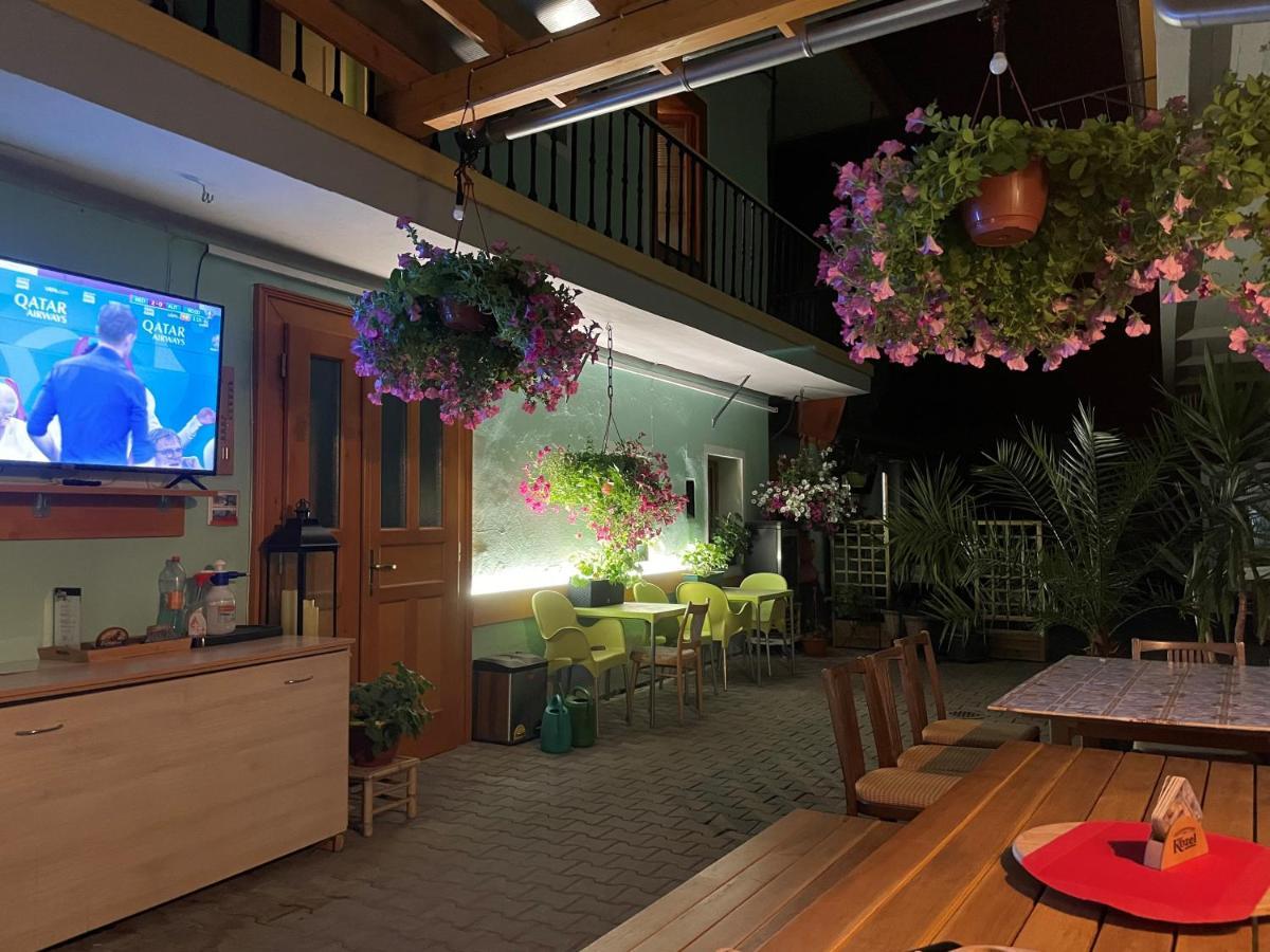 Apartman Netolice 207 Deluxe Bagian luar foto